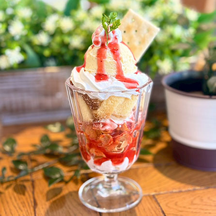 レストランメニュー　パフェ